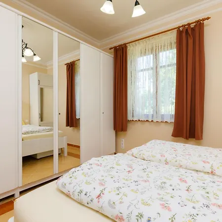 Elisabeta Tatil Evi